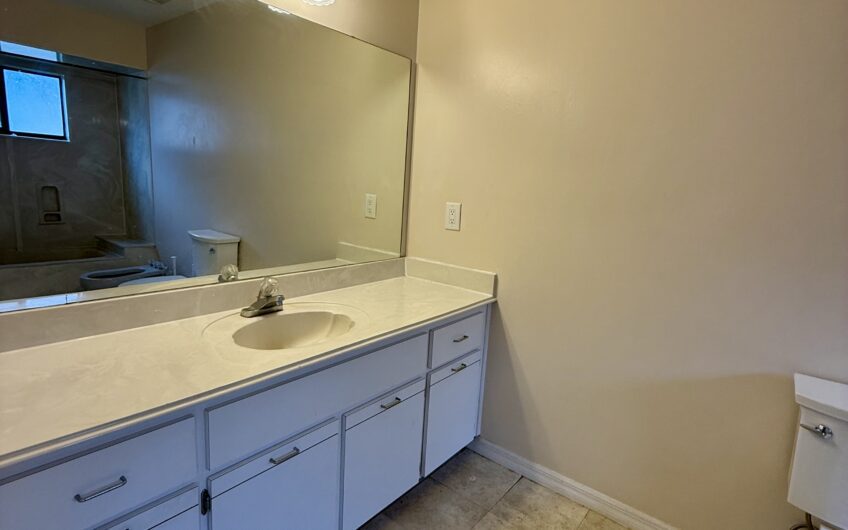 60 Farmsworth Drive, Unit B, Palm Coast, FL 32137