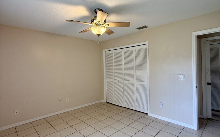 60 Farmsworth Drive, Unit B, Palm Coast, FL 32137