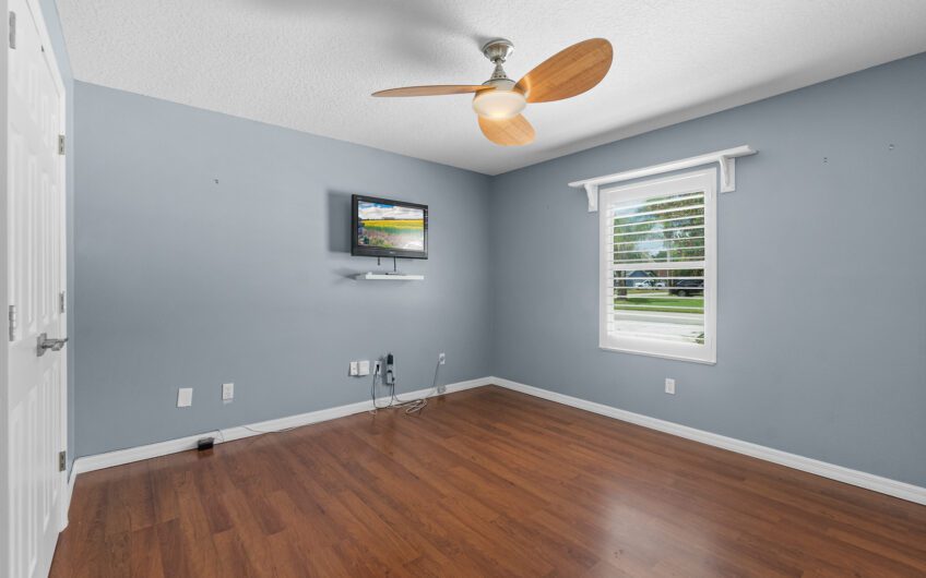 1 Walton Place, Palm Coast, FL 32164