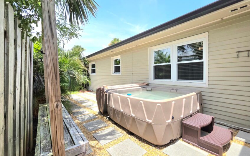 4 Seafarers Drive, Ormond Beach, FL 32176