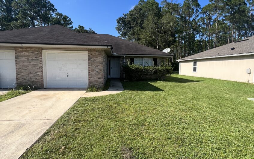 18 Regis Lane, Unit B, Palm Coast, FL 32164