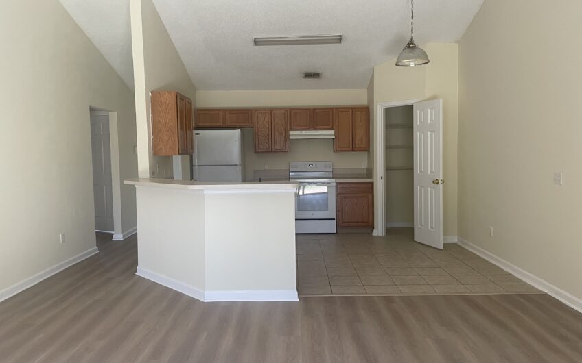 18 Regis Lane, Unit B, Palm Coast, FL 32164