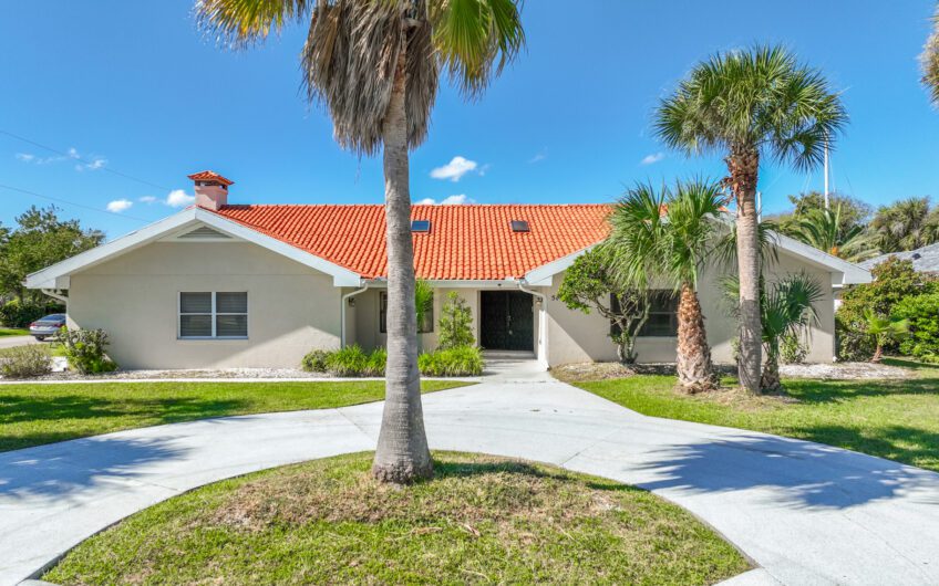 51 Comanche Court, Palm Coast, FL 32137