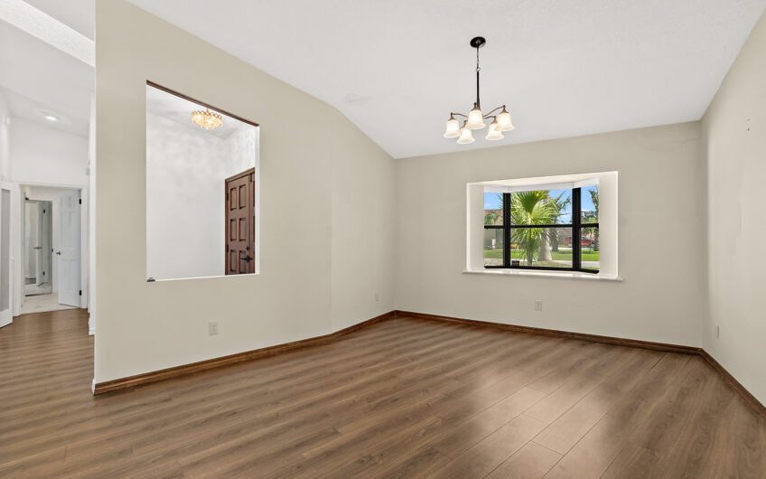 51 Comanche Court, Palm Coast, FL 32137