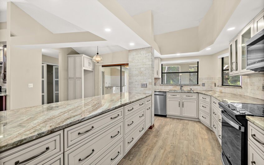 51 Comanche Court, Palm Coast, FL 32137