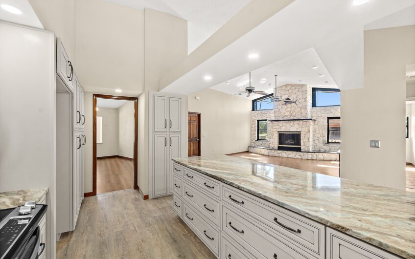 51 Comanche Court, Palm Coast, FL 32137