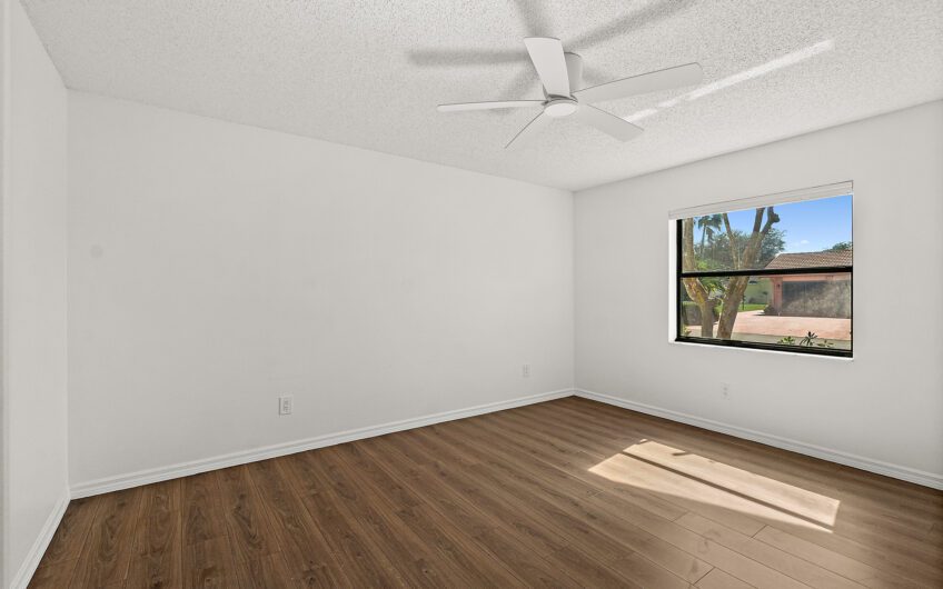 51 Comanche Court, Palm Coast, FL 32137