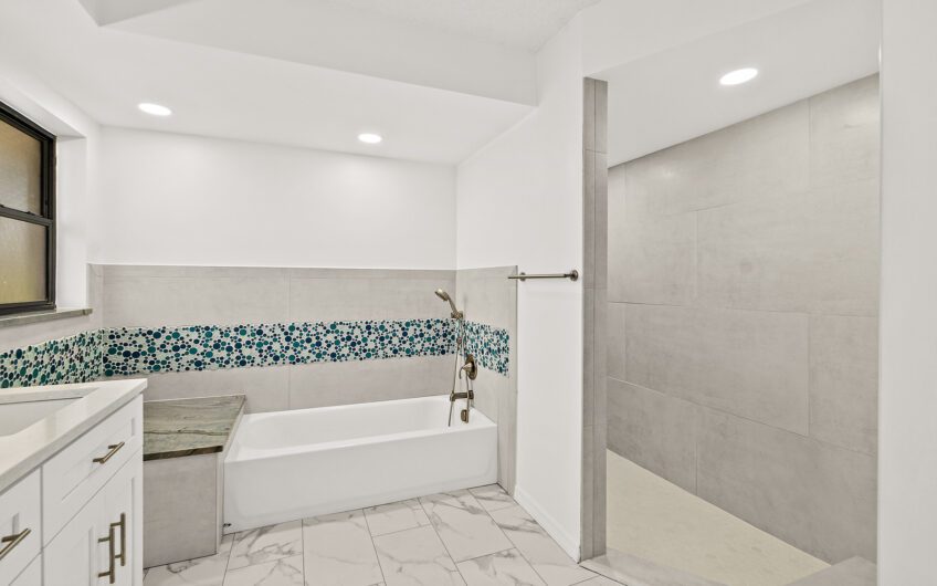 51 Comanche Court, Palm Coast, FL 32137