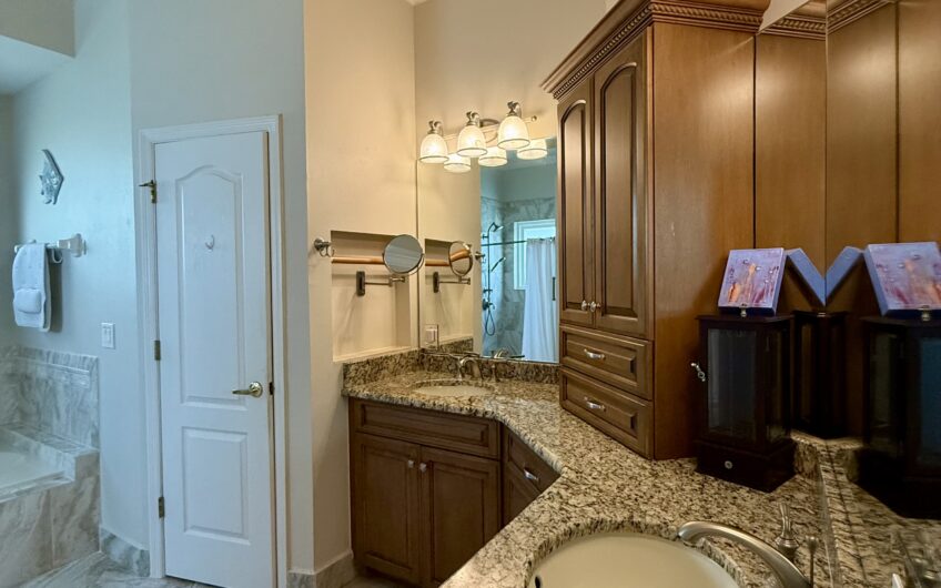 4 Cherry Court, Palm Coast, FL 32137