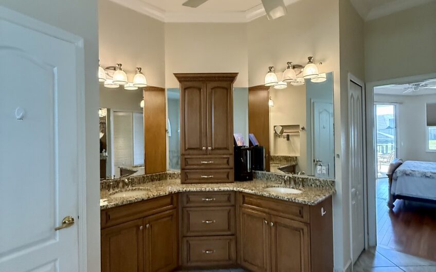 4 Cherry Court, Palm Coast, FL 32137