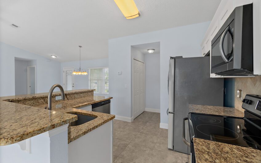 128 Rolling Sands Drive, Palm Coast, FL 32164