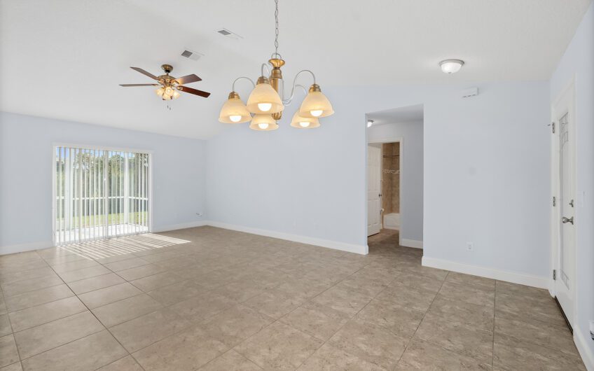 128 Rolling Sands Drive, Palm Coast, FL 32164