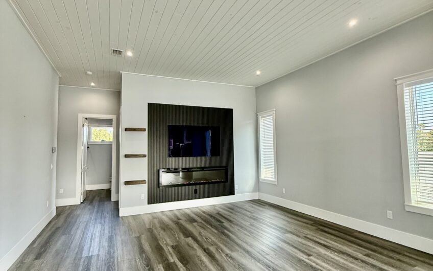 304 N. 7th Street, Flagler Beach, FL 32136