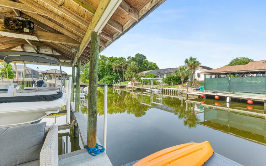 16 Clermont Court, Palm Coast, FL 32137