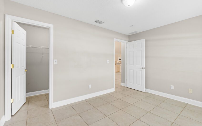 39 Pinwheel Lane, Palm Coast, FL 32164