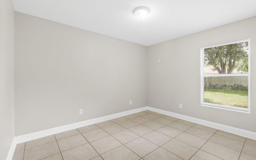 39 Pinwheel Lane, Palm Coast, FL 32164