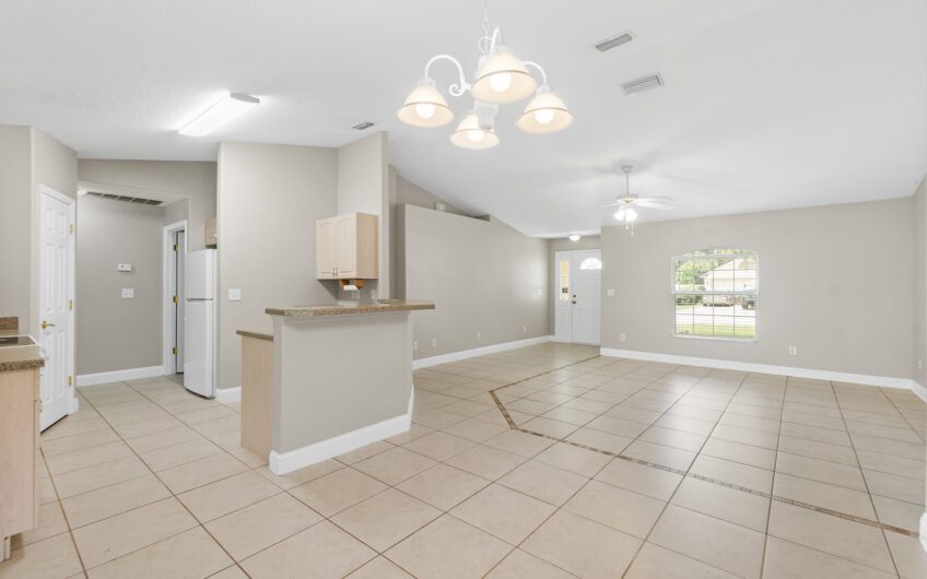 39 Pinwheel Lane, Palm Coast, FL 32164