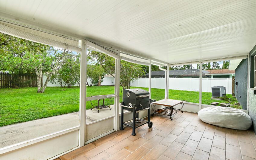 17 Pinelark Lane, Palm Coast, FL 32164
