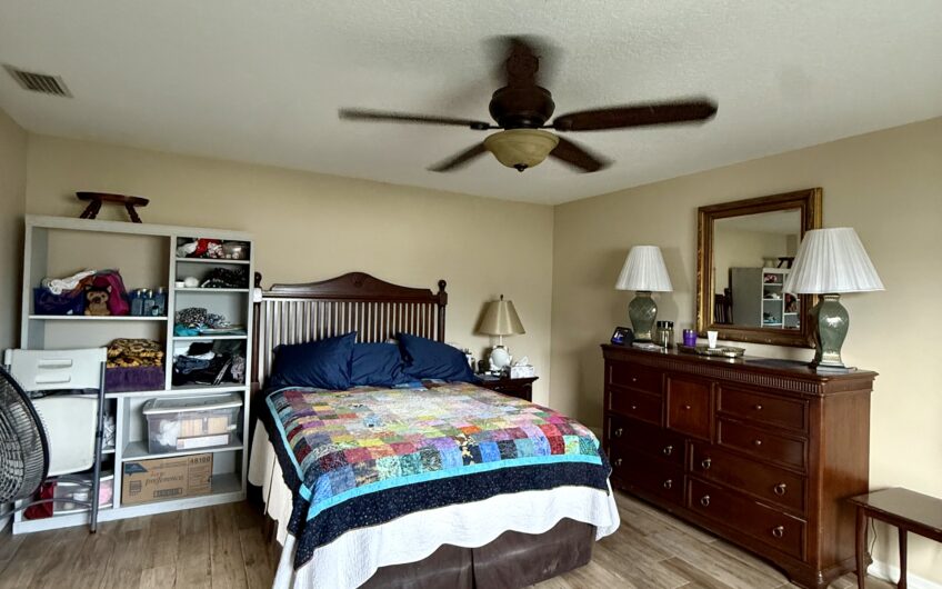 37 Russo Drive, Palm Coast, FL 32164